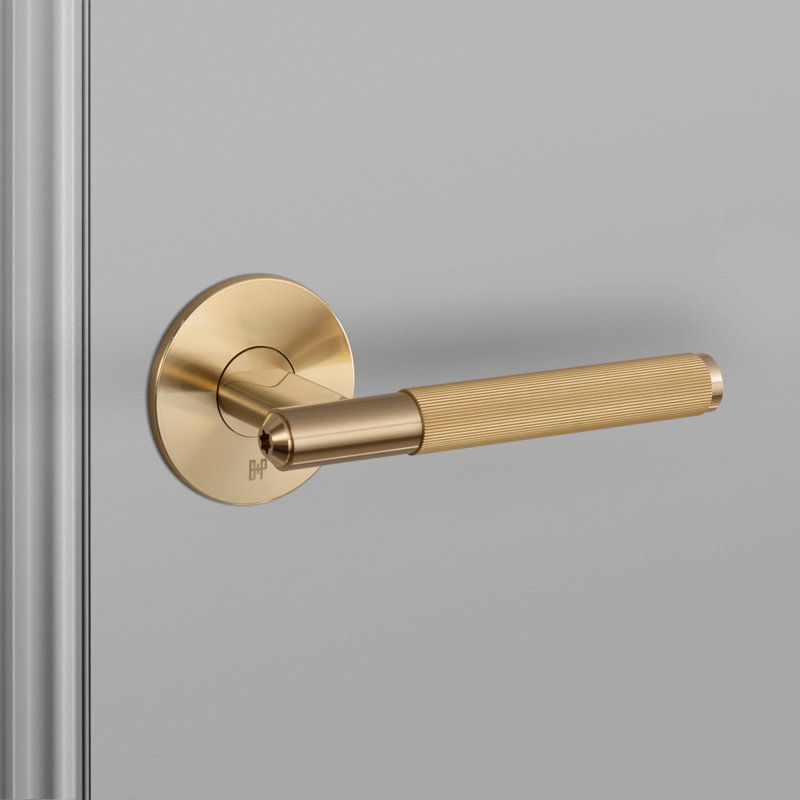 Round Passage (Hall & Closet) Door Lever with Round Rosette, Brass