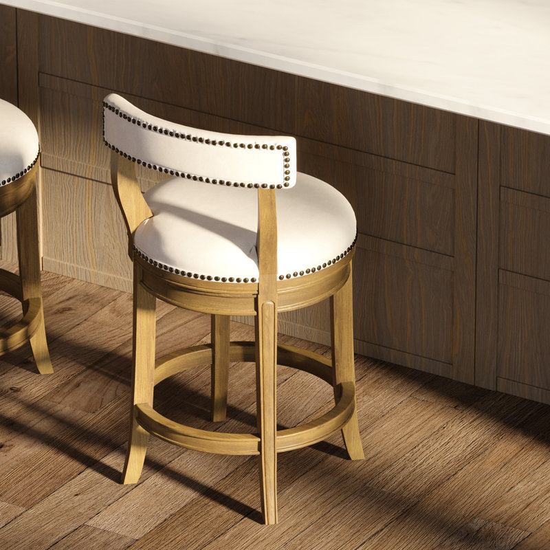 Tabouret de bar 26 po à hauteur de comptoir, tissu en lin et tissu d'ameublement tissé, retour automatique à 180 degrés, finition pacane, siège en similicuir gris, dossier de siège à structure en bois ouvert, garniture cloutée, retour des pieds incurvés