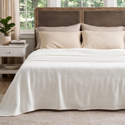 Bedsure 100% Cotton Blanket Soft Cozy Textured Herringbone Woven Blanket for All Seasons
