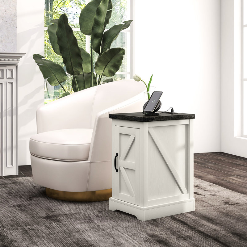 Table de bout avec station de charge et ports USB, table d'appoint Farmhouse avec armoire de rangement, patiné