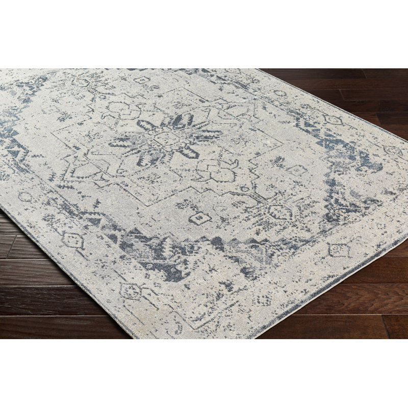 Webber Oriental Indoor Rug, Rectangle 2' x 3', Polyester