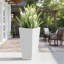 Grand pot de fleurs fuselé en métal-563055627-563055628