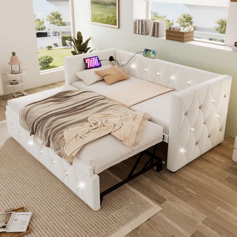 Borges Bed, Beige