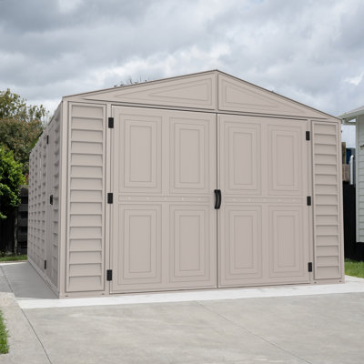 Garage en vinyle Duramax 10,5 x 18 avec fondation 2 fenêtres