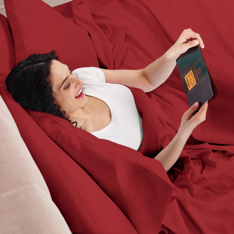 Ultra Soft Microfiber Deep Pocket Single Fitted Sheet, Burgundy, Twin  Fitted Sheet
