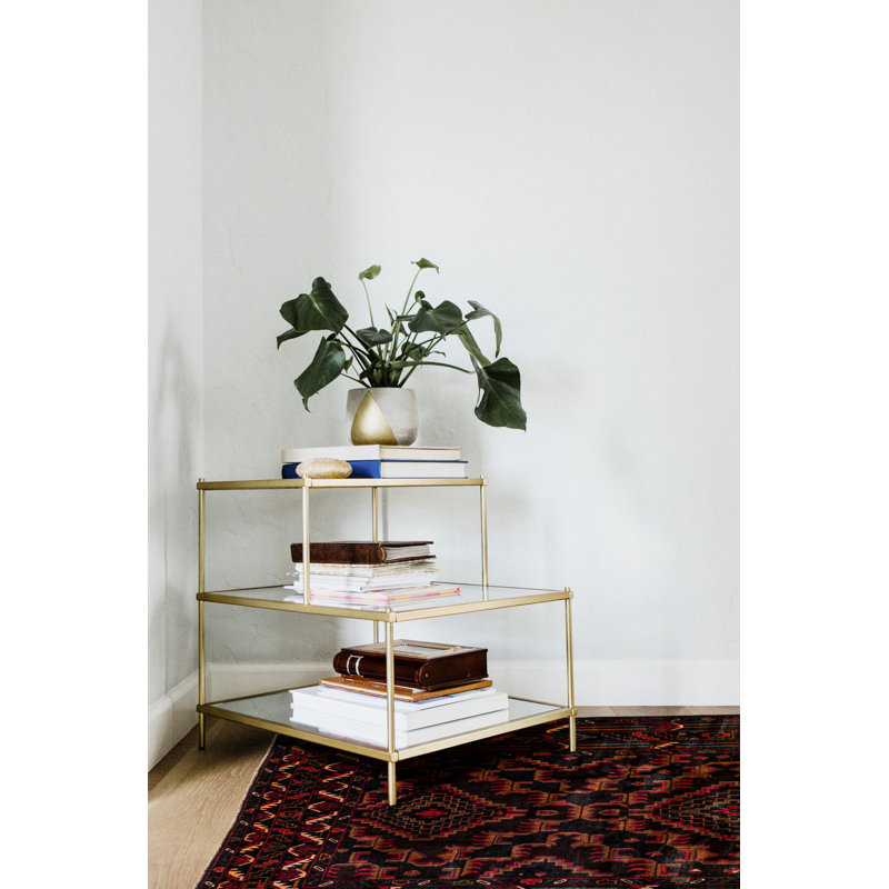 Tapis noir et rouge Teimani 3 pi 10 po x 6 pi 7 po
