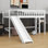 Lit mezzanine simple en bois avec garde-corps, glissade et échelle