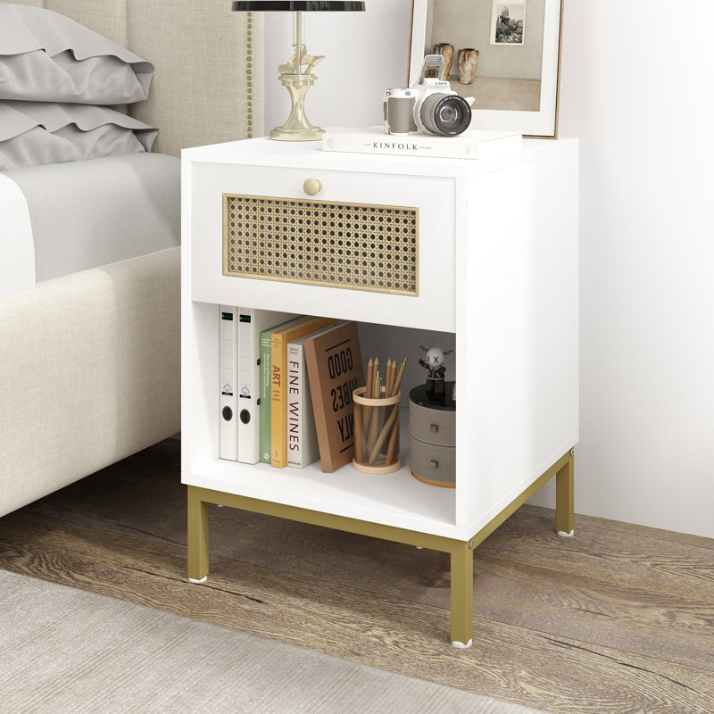 Ensemble de chambre à coucher 3 pièces avec station de charge (table de chevet et commode), Blanc