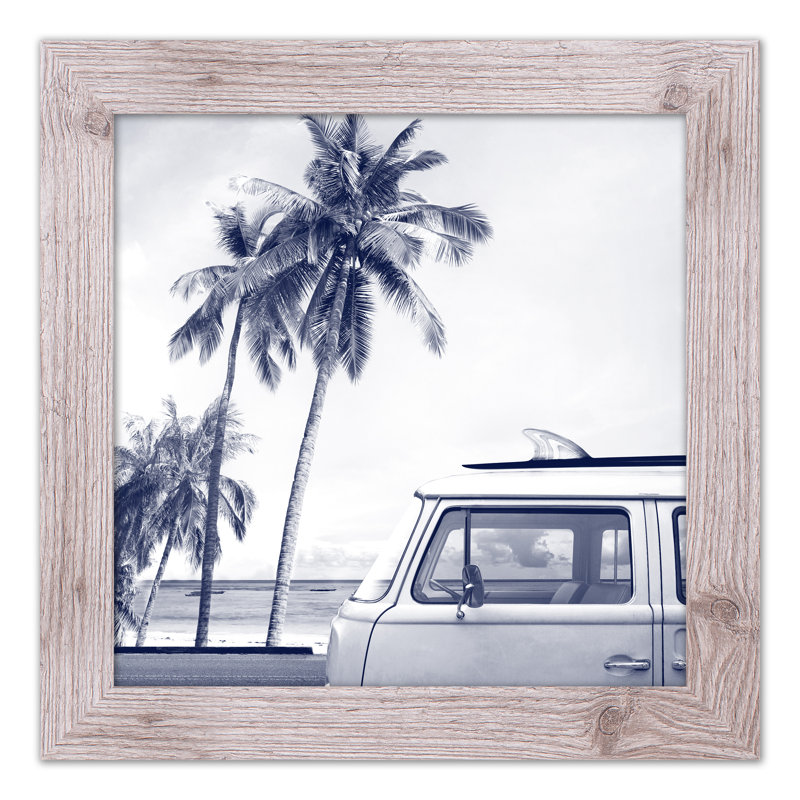 Coastal Beach Van, reproduction encadrée, Blanc
