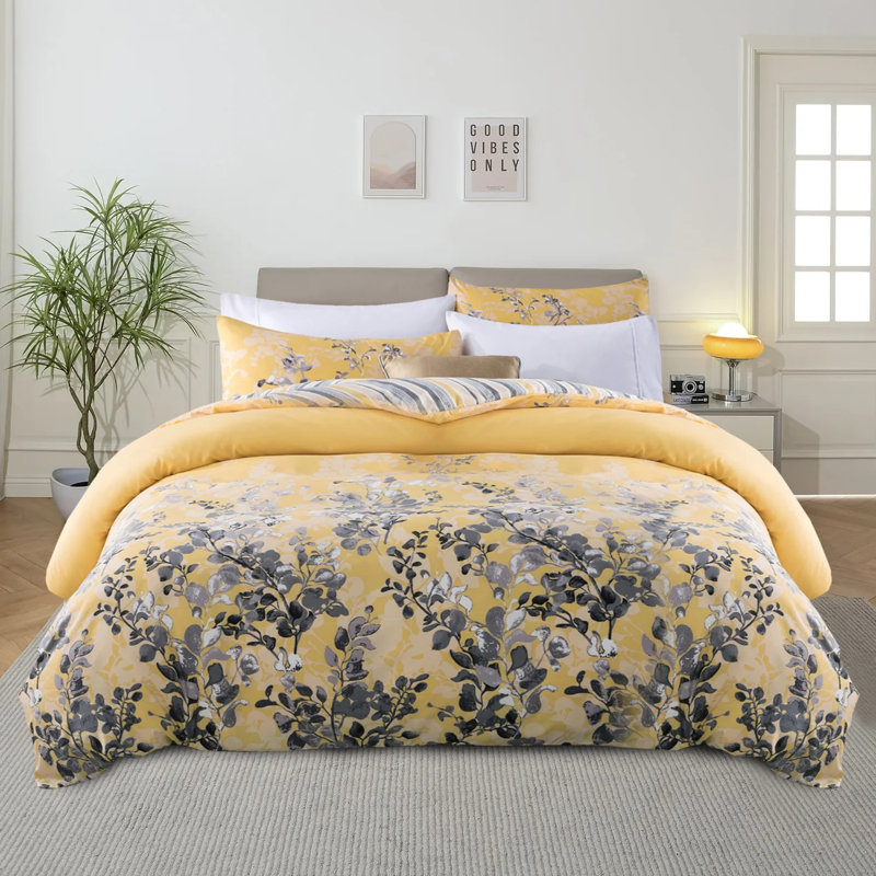 Microfiber Flora Reversible Duvet Cover with Pillowcases, King Duvet Cover Set + 3 Additional Pieces