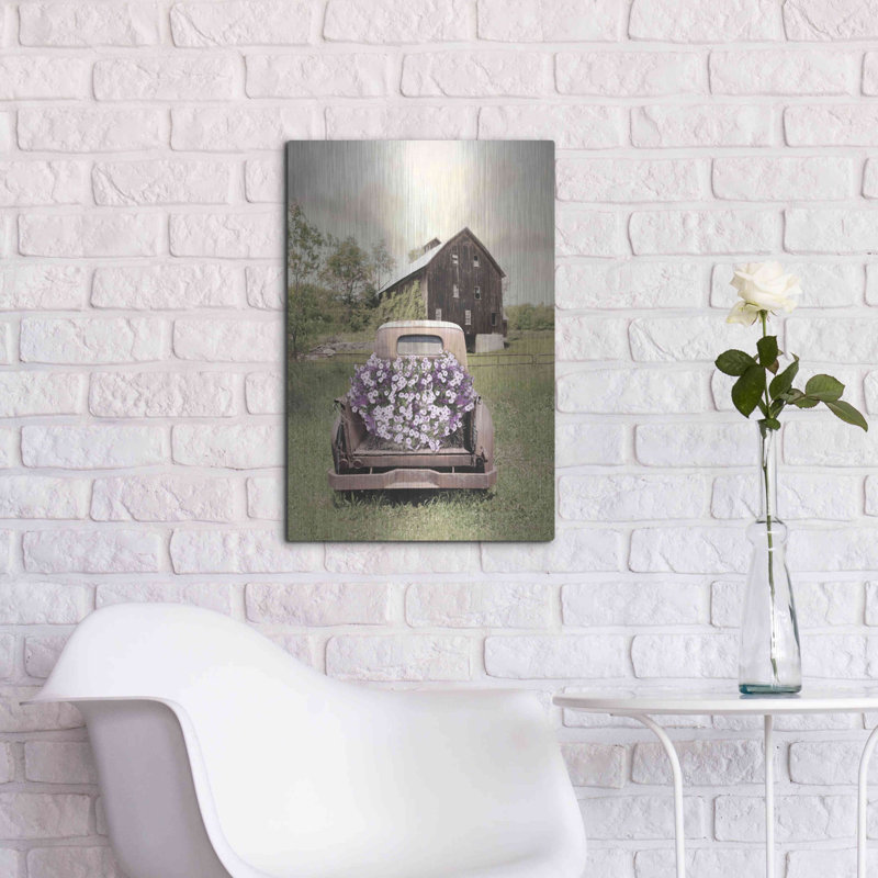 "Camion Petunia" par Lori Deiter, H 24 po x l 16 po