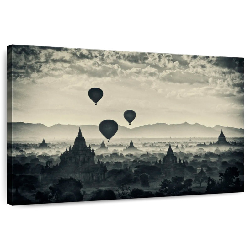 Nicci montgolfière au-dessus des tempes de Bagan en Burma II, H 32 po x l 48 po