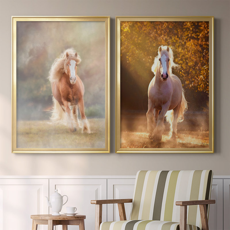 Toile encadrée de qualité supérieure Horse Motion VII - prête à être accrochée, H 30,5 po x l 45 po x P 1,25 po, Or