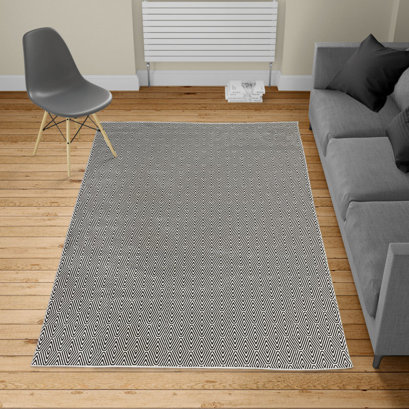 Tapis noir / blanc, Rectangle 5 pi 3 po x 7 pi 6 po