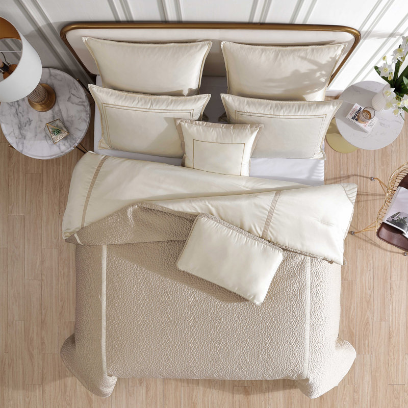 Rings 7 PC Reversible Comforter Set Gold, Queen Comforter + 6 Additional Pieces