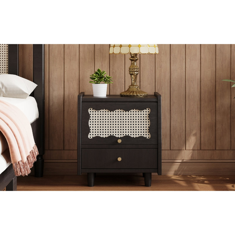 Élégante table de chevet avec rangement en rotin, fabrication en bois robuste, style minimaliste pour les chambres modernes