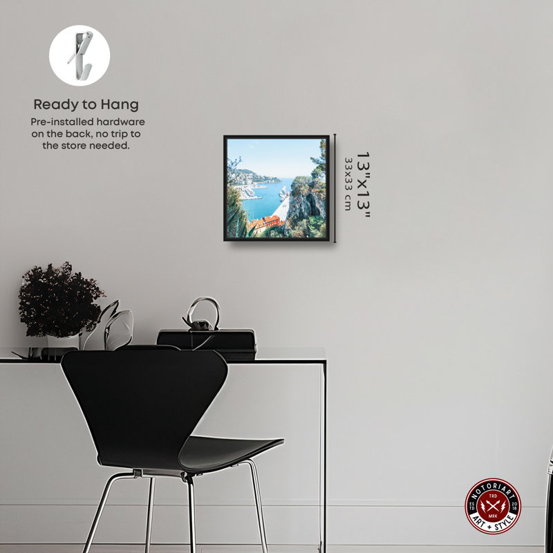«St Tropez Views», art mural par Notoriart, Cadre noir, H 13 po x l 13 po