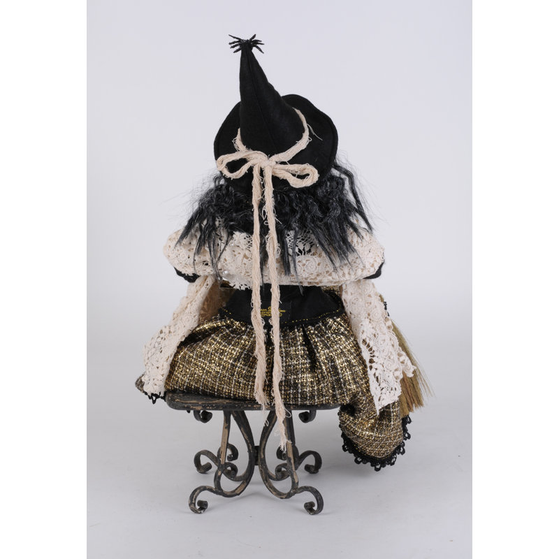 Figurines & Collectibles