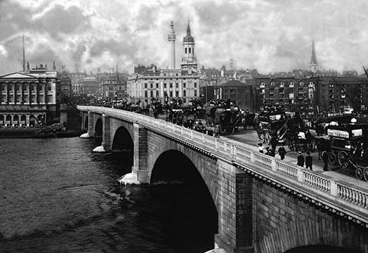 « london bridge », reproduction de photo, H 24 po x l 36 po x P 1,5 po