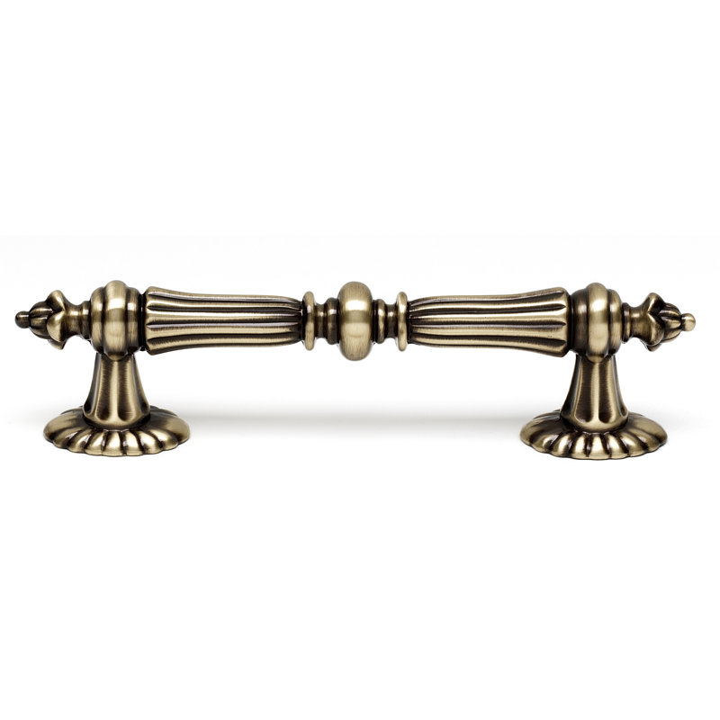 Poignée barre 4,625 po Pulls III, Antique English