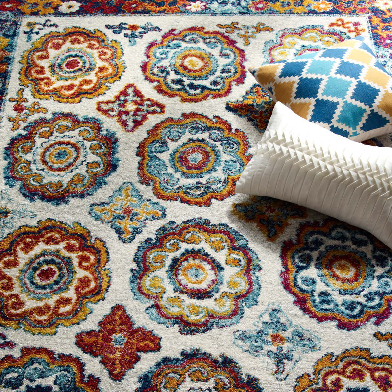 Tapis à motif de treillis floral vieilli Porch & Den, Rectangle de 5 pi x 8 pi