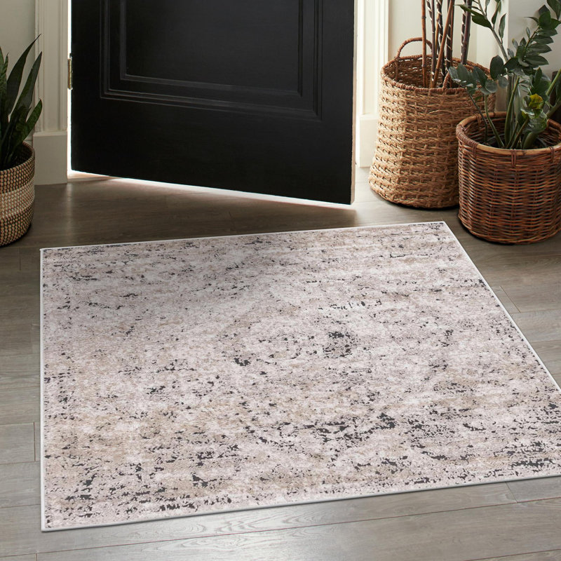Tapis traditionnel Geddis couleur chameau, Carré 5 pi 3 po