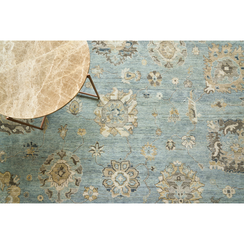 Heirloom Floral Hand-Knotted Wool Light Blue/Gold Area Rug, Rectangle 6' x 9'