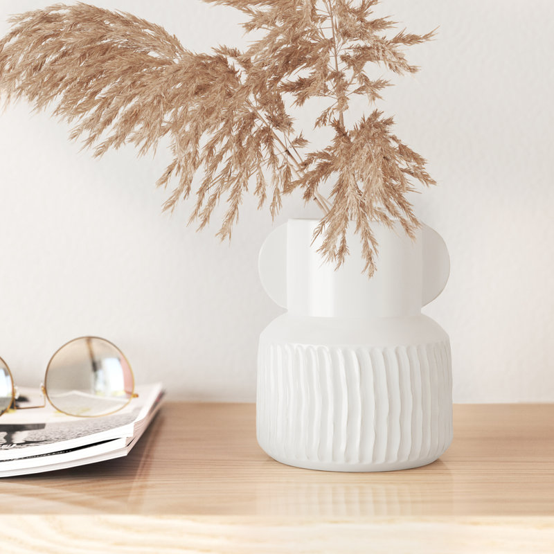 Vase de table en grès blanc Jorge, H 6 po x l 5 po x P 5 po