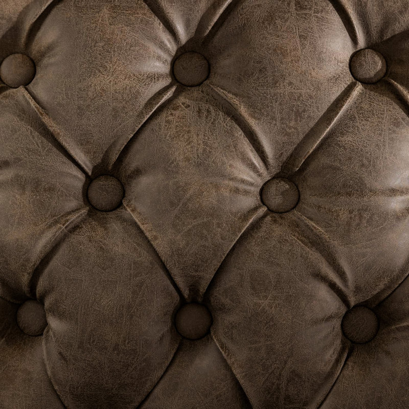Chaise de salle à manger de style français avec garniture cloutée