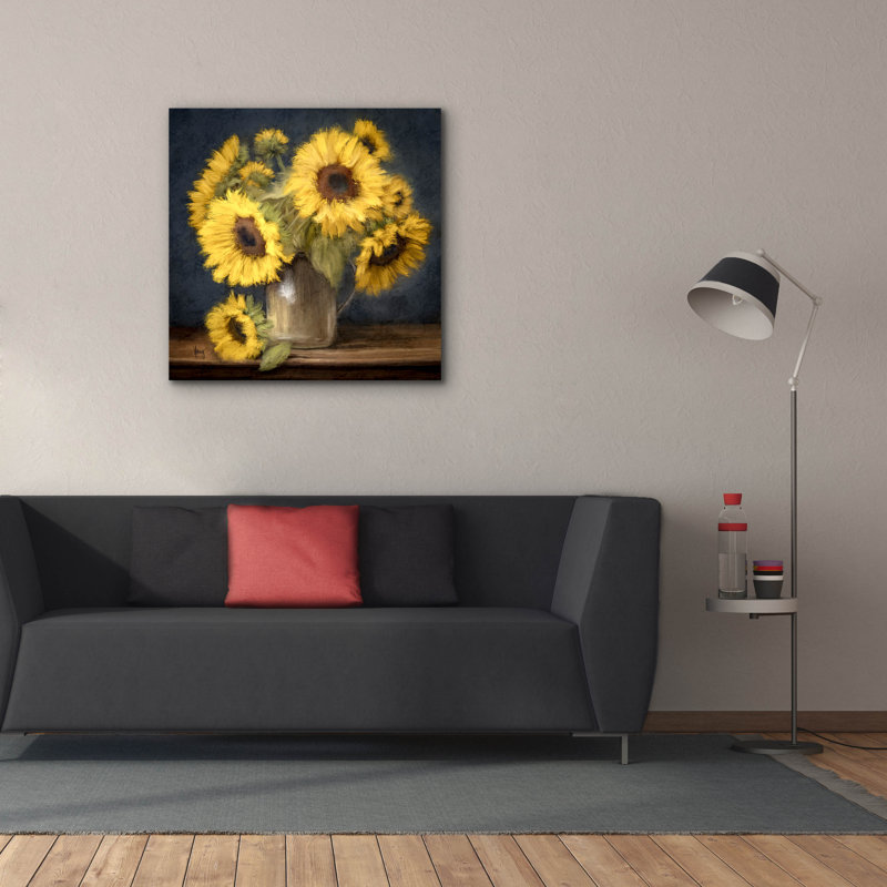 «Sunflowers In Pitcher» par Ashley Bradley, art mural sur toile, H 37 po x l 37 po