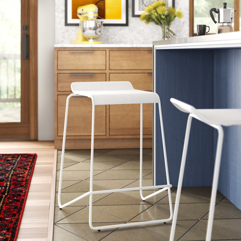 Tabouret prêt à empiler, Bleu marine, Tabouret de comptoir (assise de 25 po de hauteur)