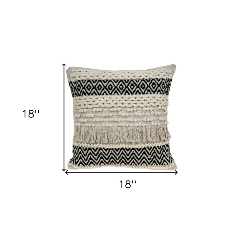 Coussin 18 "en coton beige avec frange