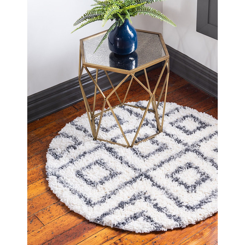 Cynithia Oriental Indoor Rug, Round 3'3"