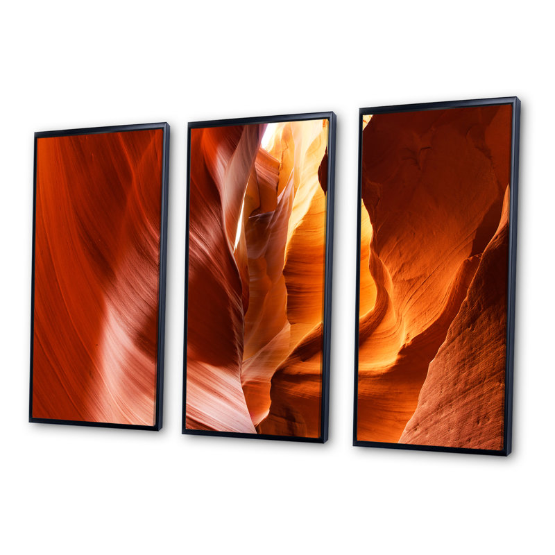 «Sunshine In Antelope Canyon», 3 pièces, cadre flottant, impression sur toile, H 20 po x l 36 po x P 1 po, Cadre noir