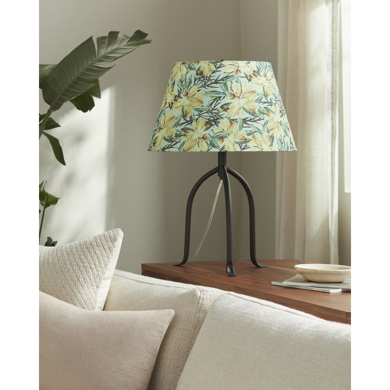 Richawara Table Lamp