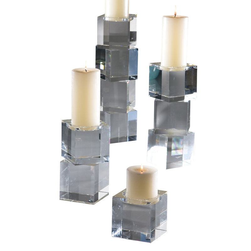 Escalier Pillar C/H, 8' H x 5.5" W x 5.5" D