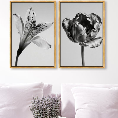 Peeking Flowers Set Set by Oliver Gal