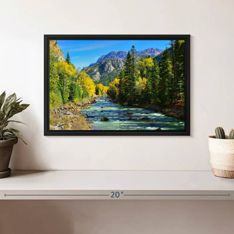 Montagne avec rivière, Cadre flottant noir, 13 po x 9 po