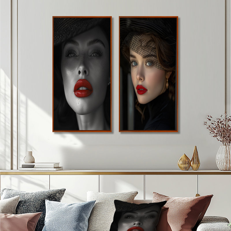 «Black and White Woman with Red Lips I - Fashion Woman», ensemble de 2 pièces d'art mural, H 32 po x l 32 po, Brun