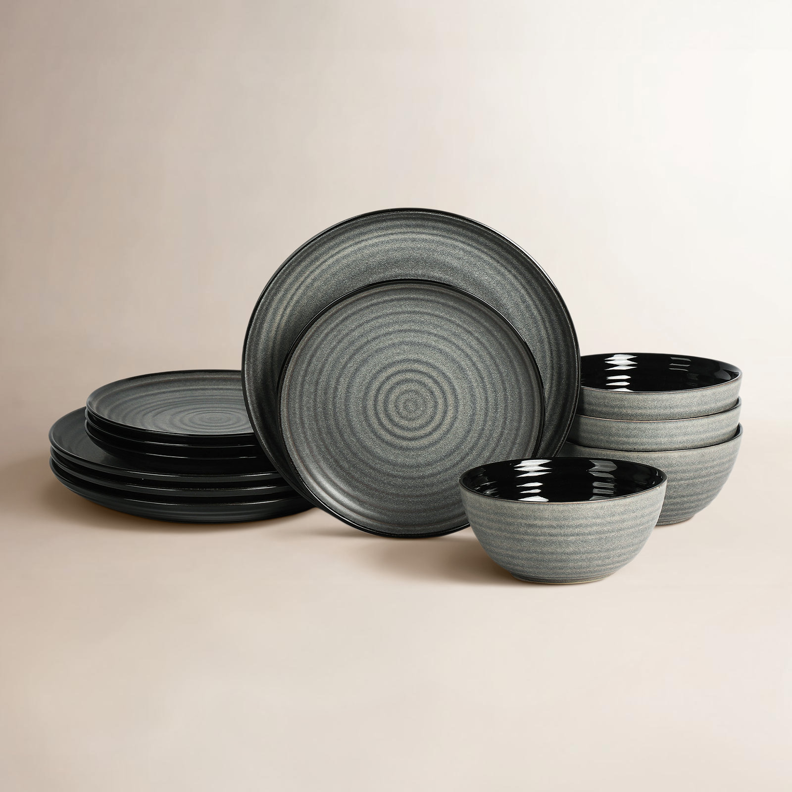 Dua Stoneware Dinnerware Set, Black