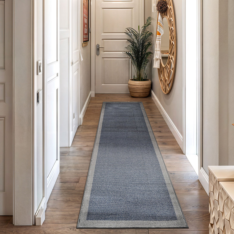 Tapis moderne à motif géométrique moderne à bordure, Tapis de couloir 2 pi 2 po x 12 pi, Marine