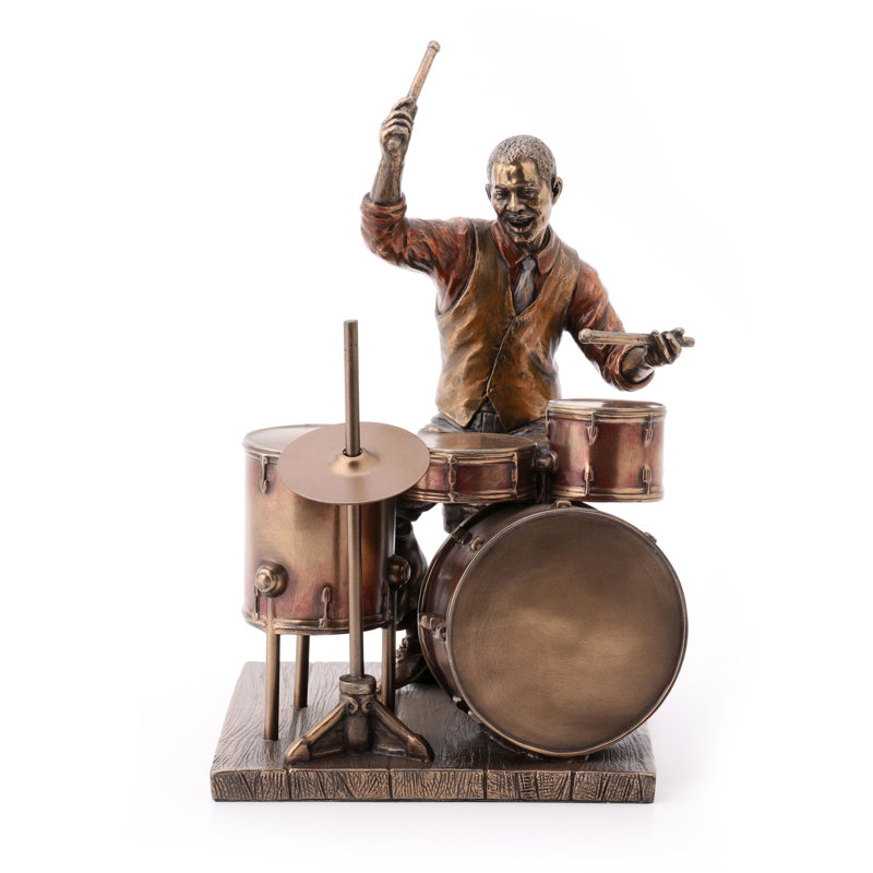 Jakobson Statue