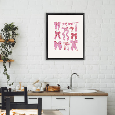 Cadre flottant simple avec nœuds rouges et roses, design par Krissy Mast