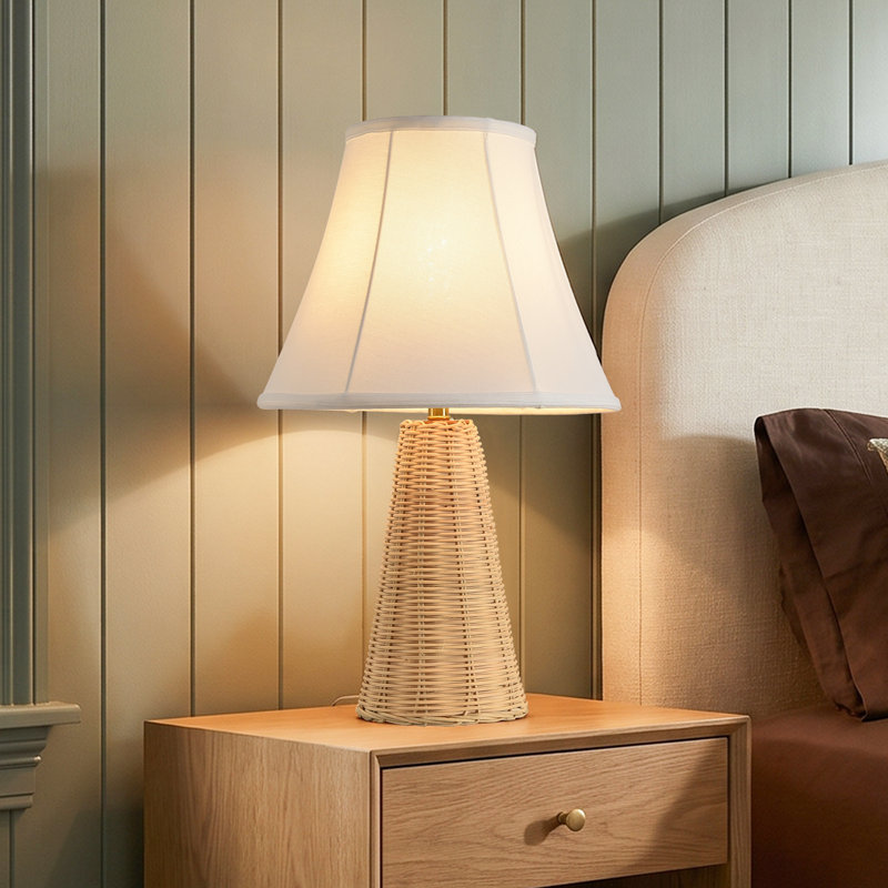 Lampe de table en rotin 20,67 "H