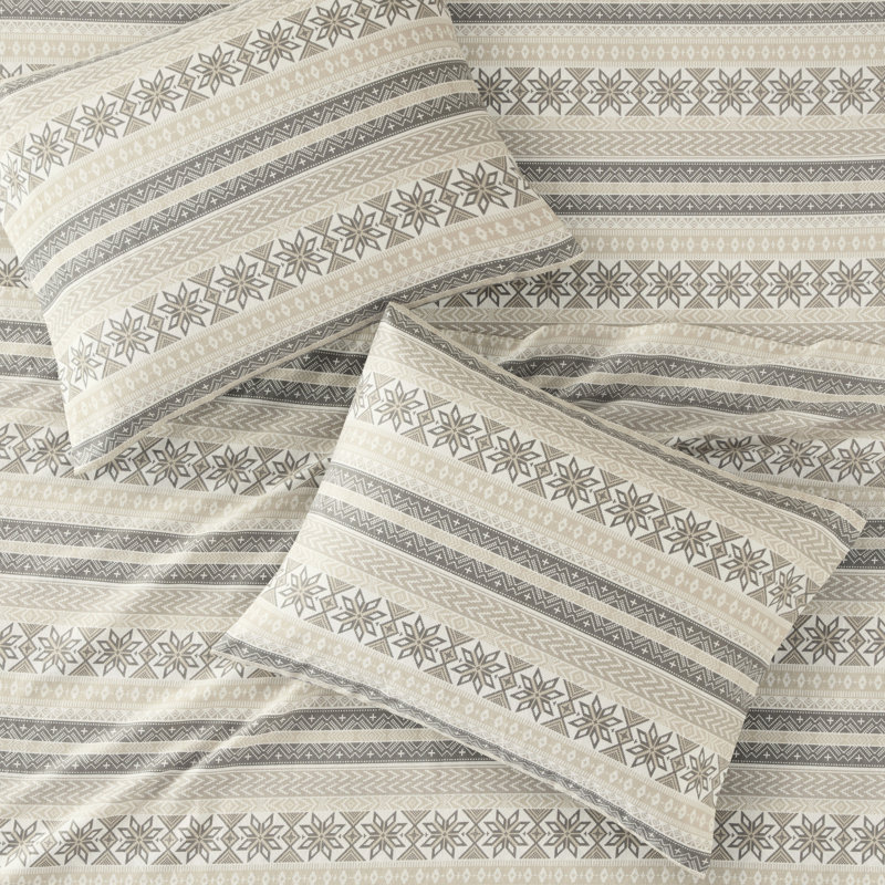 4947567106 Comforter
