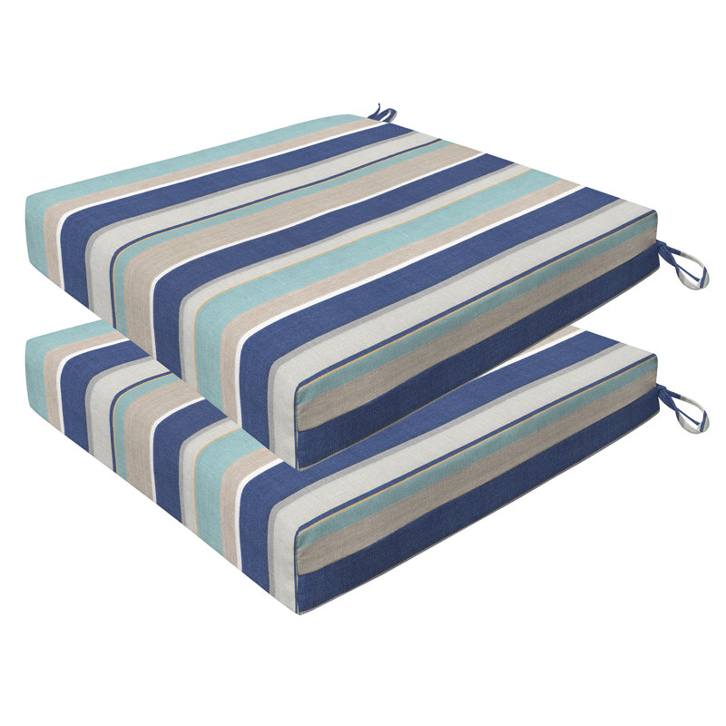 Coussin de siège d'extérieur carré Meridian, Bleu port à rayures, L 18 po x P 17,5 po