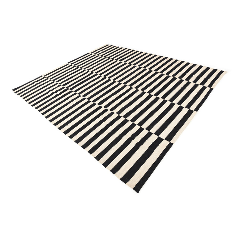 Tapis noir et blanc Noor