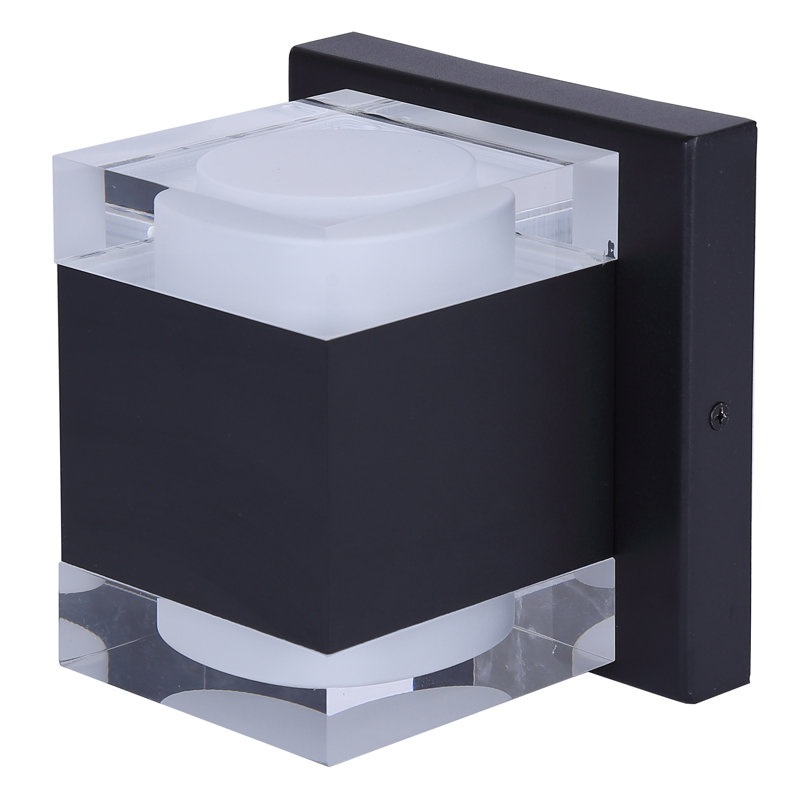 VALO LED Integrated Outdoor Lantern Light, Black Finish