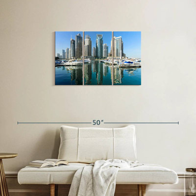 Latitude Run® Boats At Dubai Marina