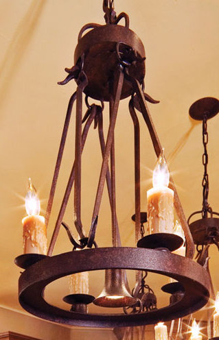Lakeshore 5 - Light Wagon Wheel Chandelier, Cortez Gold